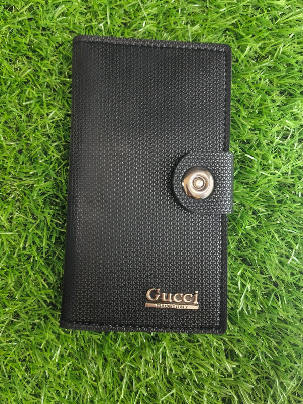 Gucci Men’s Leather Wallet – Timeless Luxury