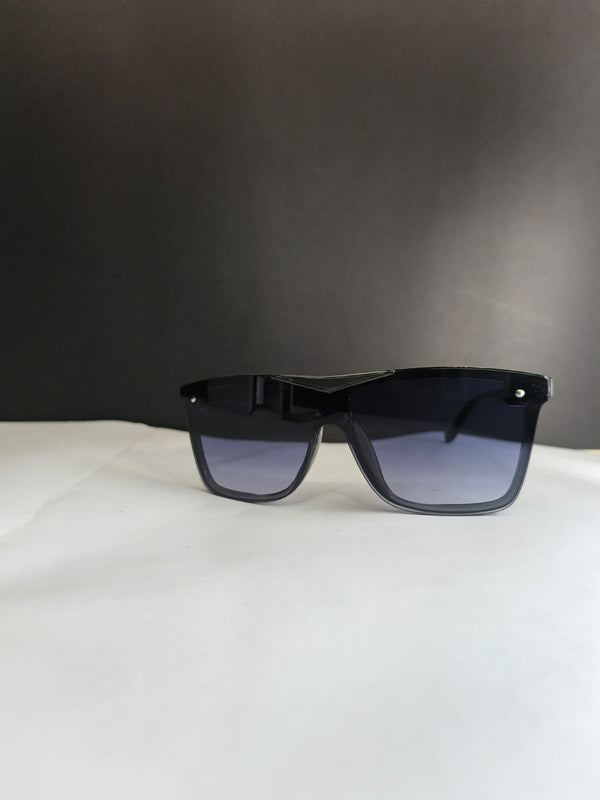 MEN GLASSES Elevate Your Look with Premium Eyewear