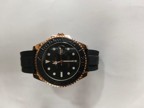 Rolex with Rubber Strap – Luxury Meets Comfort